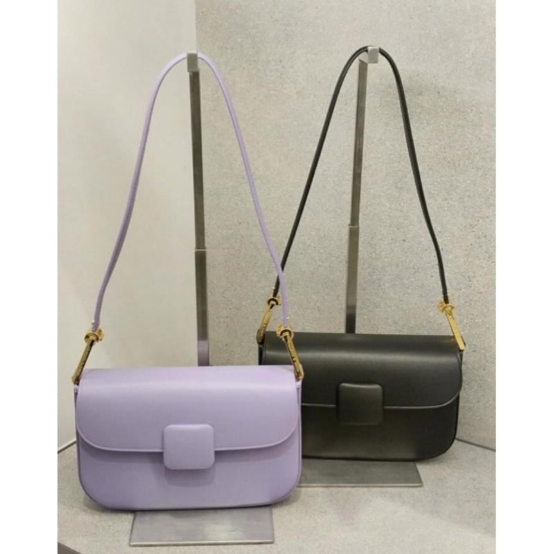 Jastip Charles and Keith Originals store~41