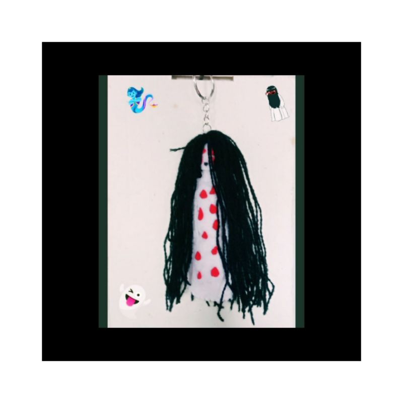 Boneka gantungan kunci Kuntilanak
