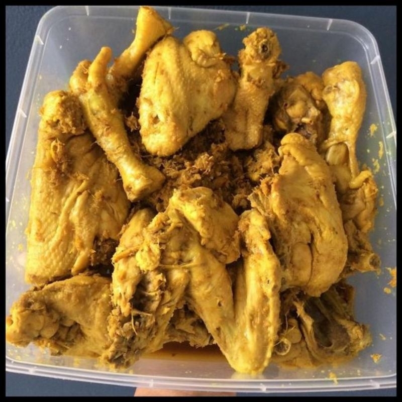

Ayam Ungkep Bumbu Kuning 1 Ekor
