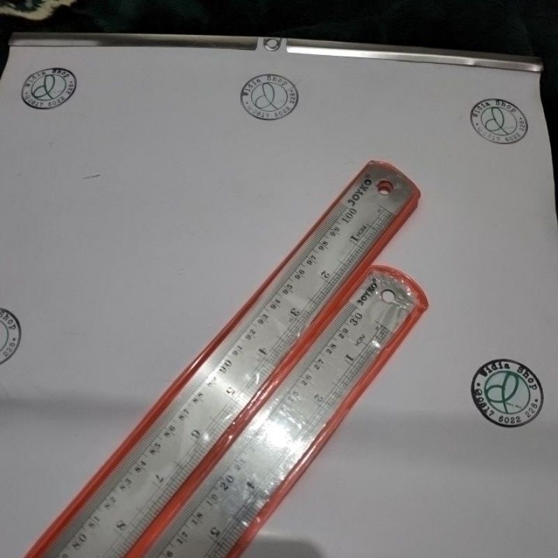 

MISTAR / PENGGARIS BESI JOYKO 30cm, 50cm, 60cm, 100cm