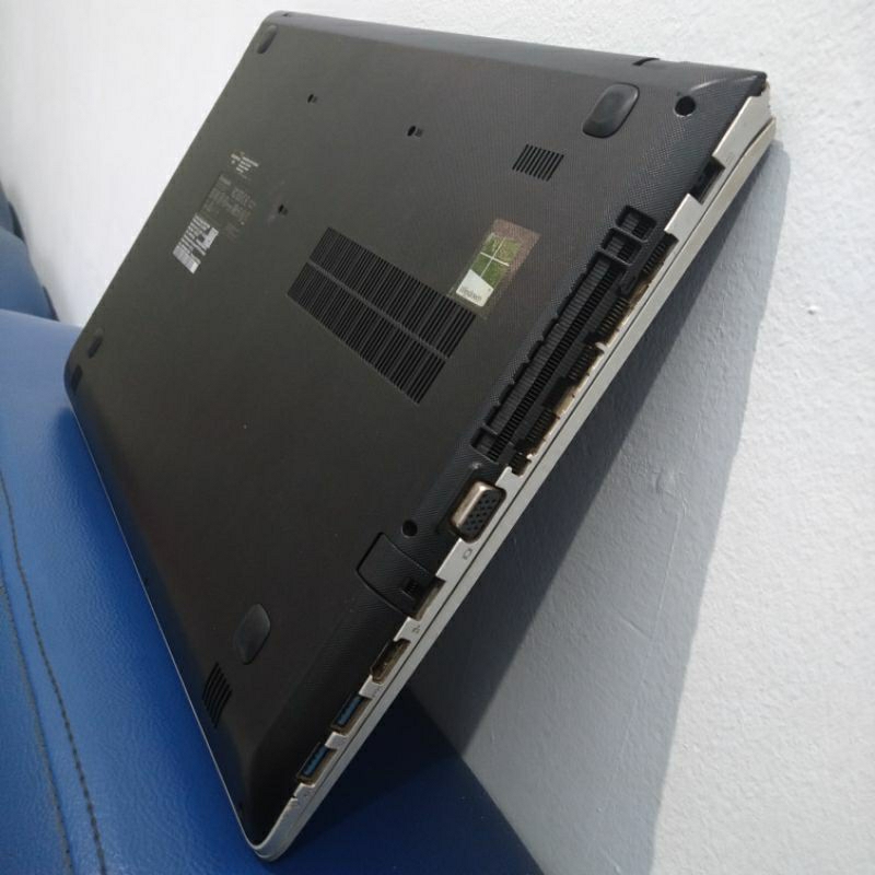 Laptop Lenovo IdeaPad 500-15ISK Intel Core i5 6200U HDD 1 TB RAM 8 GB