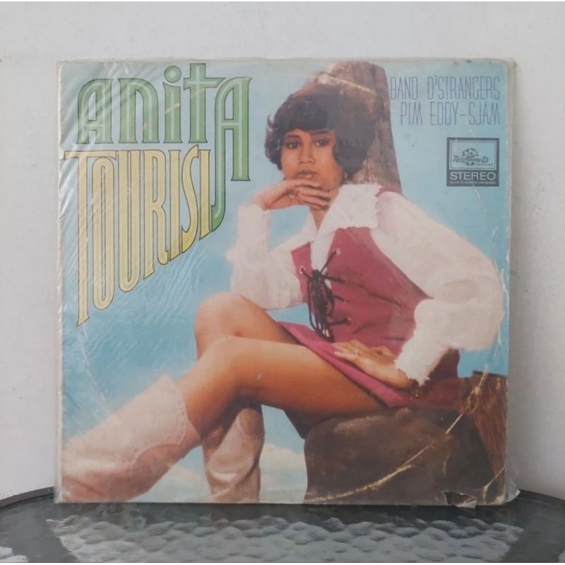 Vinyl Piringan Hitam 12 inch Anita Tourisia-La Paloma