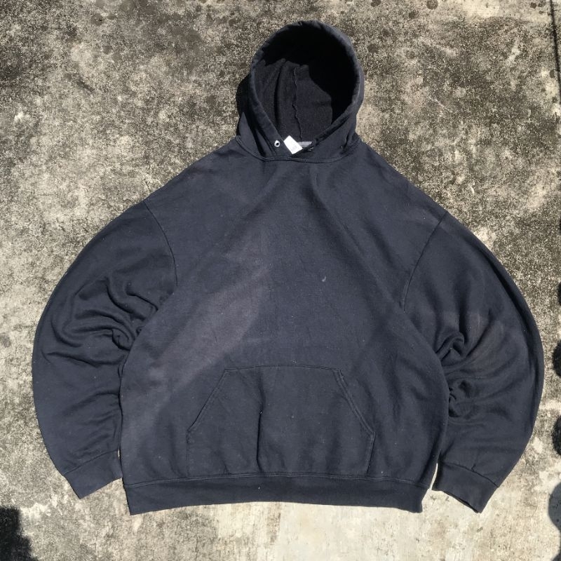 2000's Fruit of the loom heavy blend faded black wash blank hodie (Boxyfit)