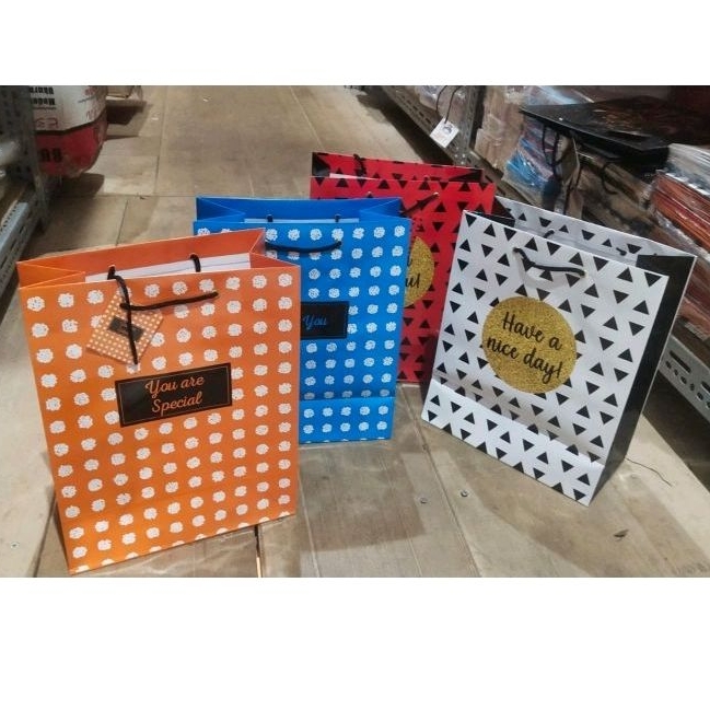 

PAPER BAG / TAS KERTAS C 624818 KIKY