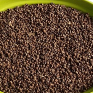 

TERBAIK BIJI MERICA BOLONG KERING HERBAL 1 KG