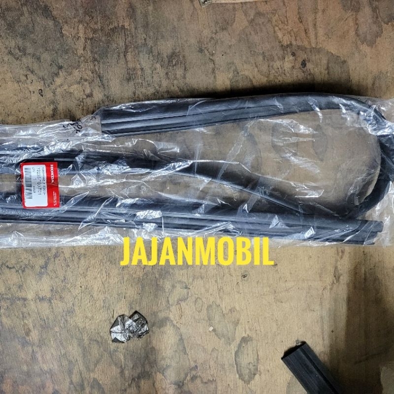 KARET RUNCHANEL JAZZ S RS JAZZ GE8 KARET REL KACA JAZZ GE8 2008-2013 KARET NAIK TURUN KACA PINTU JAZ