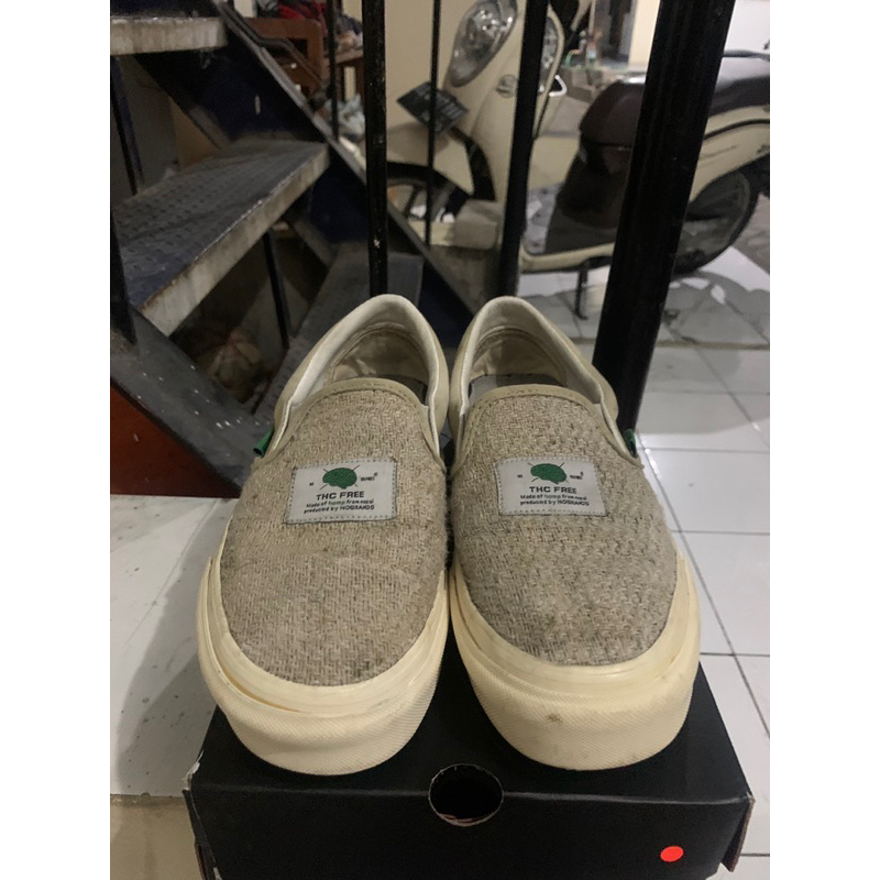 Nobrands hemp slip on
