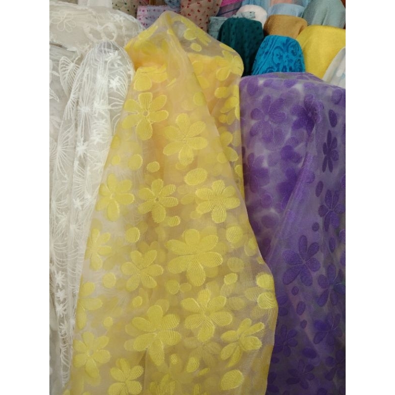 KAIN ORGANZA MOTIP BUNGA