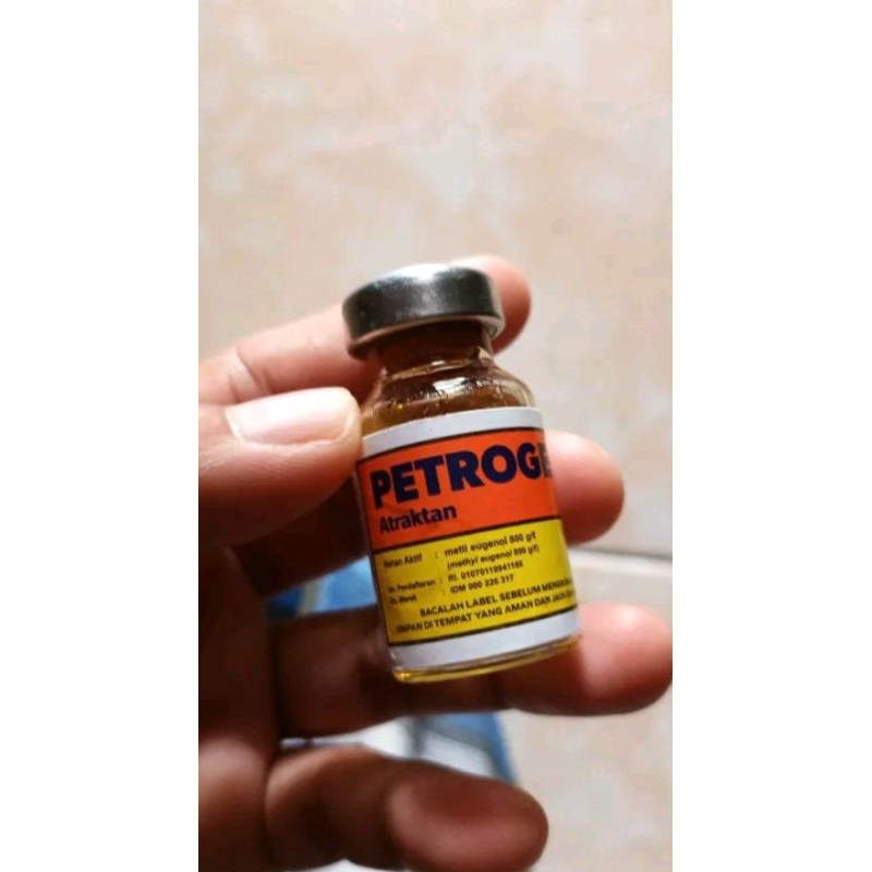 Pestisida / Insektisida Perangkap Lalat Buah PETROGENOL Atraktan 5ml, Ampuh Pembasmi Lalat Buah