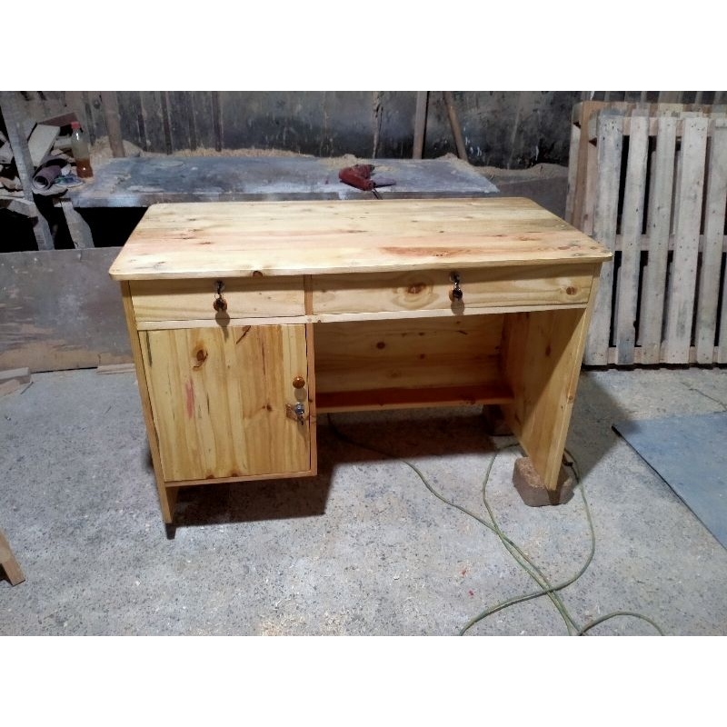 meja kantor pake laci/meja kerja pake laci dan lemari