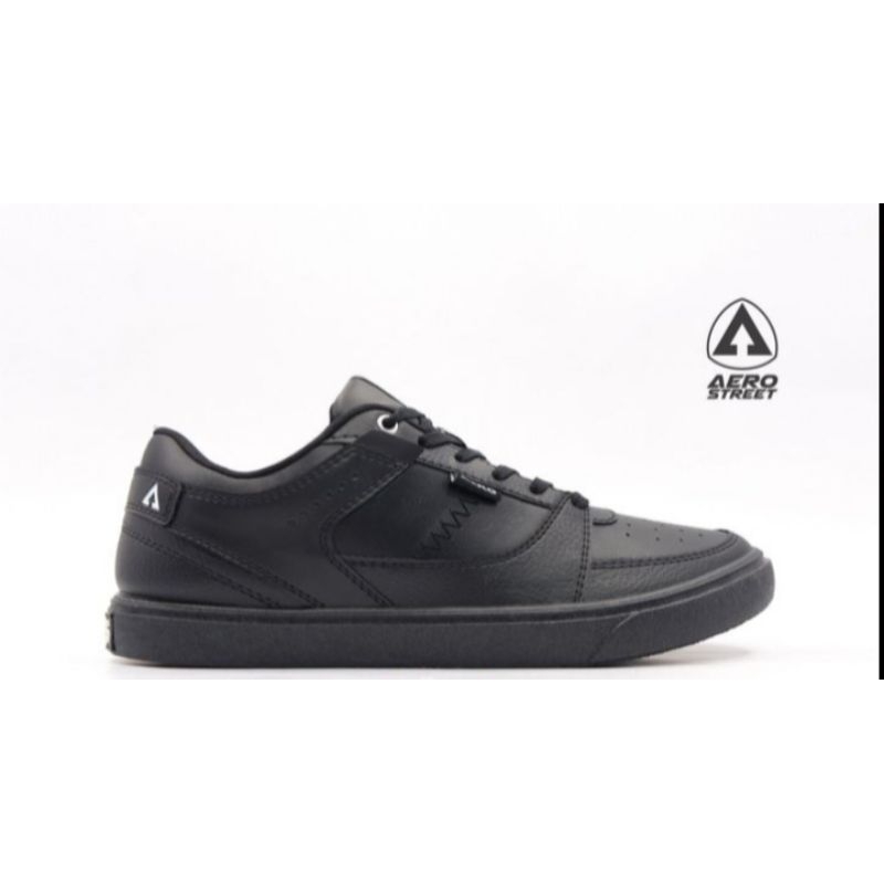 AERO STRET HOOPS LOW BLACK