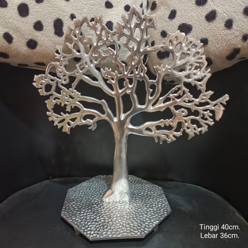 Koleksi Hiasan Barang Antik Hiasan Rumah