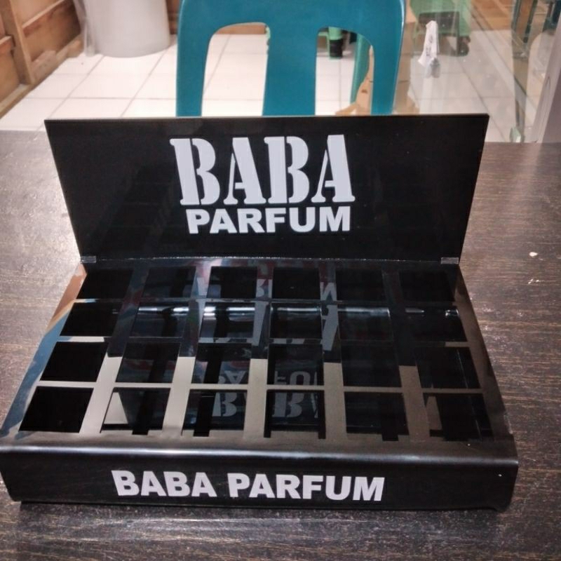 rak parfum BABA akrilik