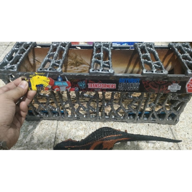 Dinosaurus indoraptor toys kingdom