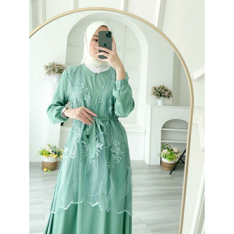 LAVINA MAXI DRESS gamis silk pesta brukat -+(ld100 pjg 135)