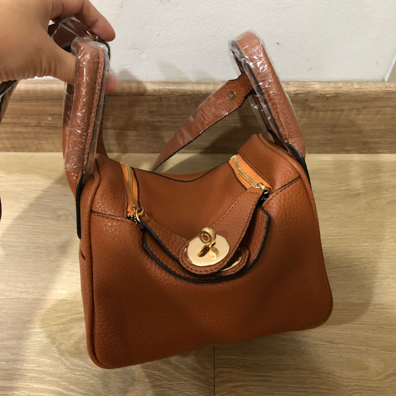 LINDI MINI FREE SYAL