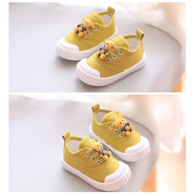 Sepatu Prewalker Baby Varian Tali Boneka / Sepatu Anak