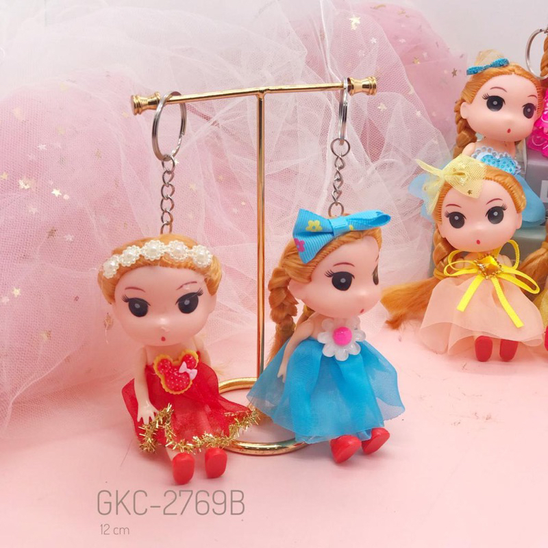 Gantungan kunci boneka gaun lucu keychain goodie bag / princess doll / gantungan barbie
