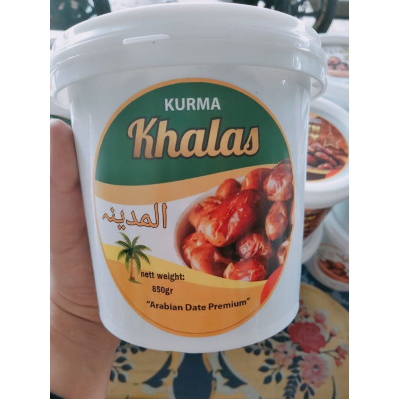

kurma khalas ember