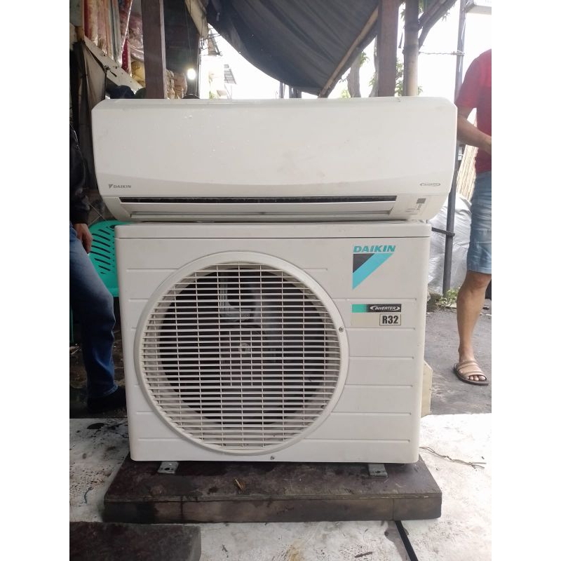 Jual AC Daikin Inverter 1 PK R 32 SECOND + Pasang Free Ongkir Se ...