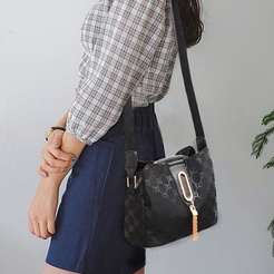 Tas Selempang Wanita Shoulder Bag Korea Style Tas Bahu Kasual Import Fashion Sling Bag Kain Oxford Azgalery T231