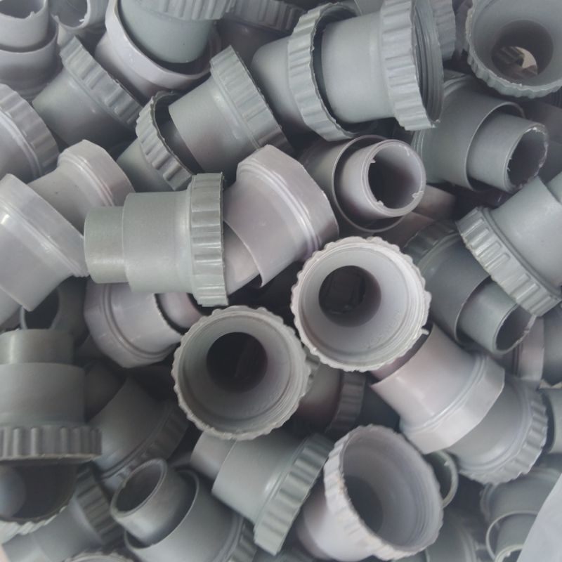 DRAT SAMBUNGAN SELANG AFUR 1 ½ IN DRAT SARINGAN WASTAFEL