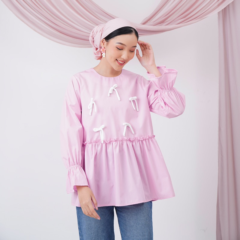 Ichic Karenina Blouse Pink - Atasan Top Blouse Wanita Motif Lucu Elegant Outfit
