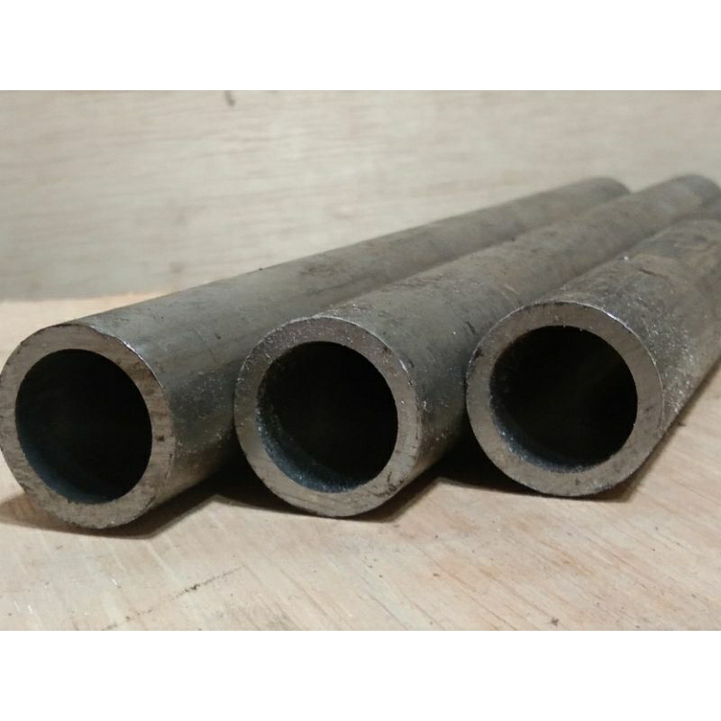 Pipa Besi Od 25,4 mm Id 20 mm panjang 28 cm