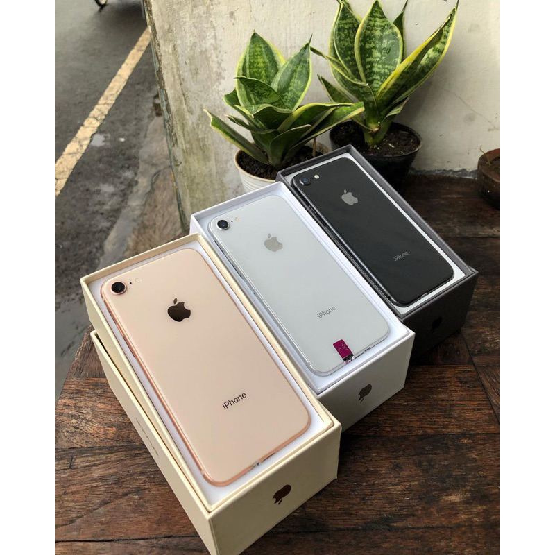 IPhone 8 64GB & 256GB