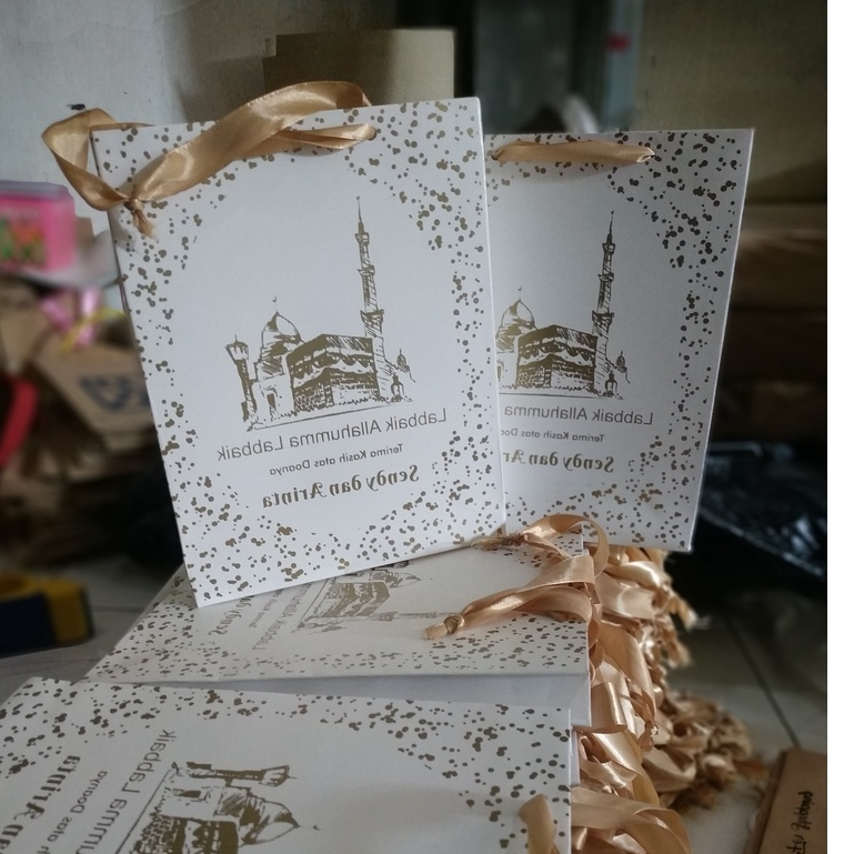 

Paperbag Ivory Putih Orderan Custom 2