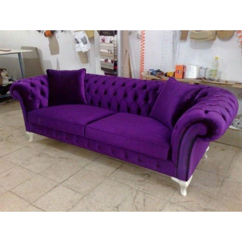 Anjar Chesterfield Sofa Berlaci , Sofa Modern