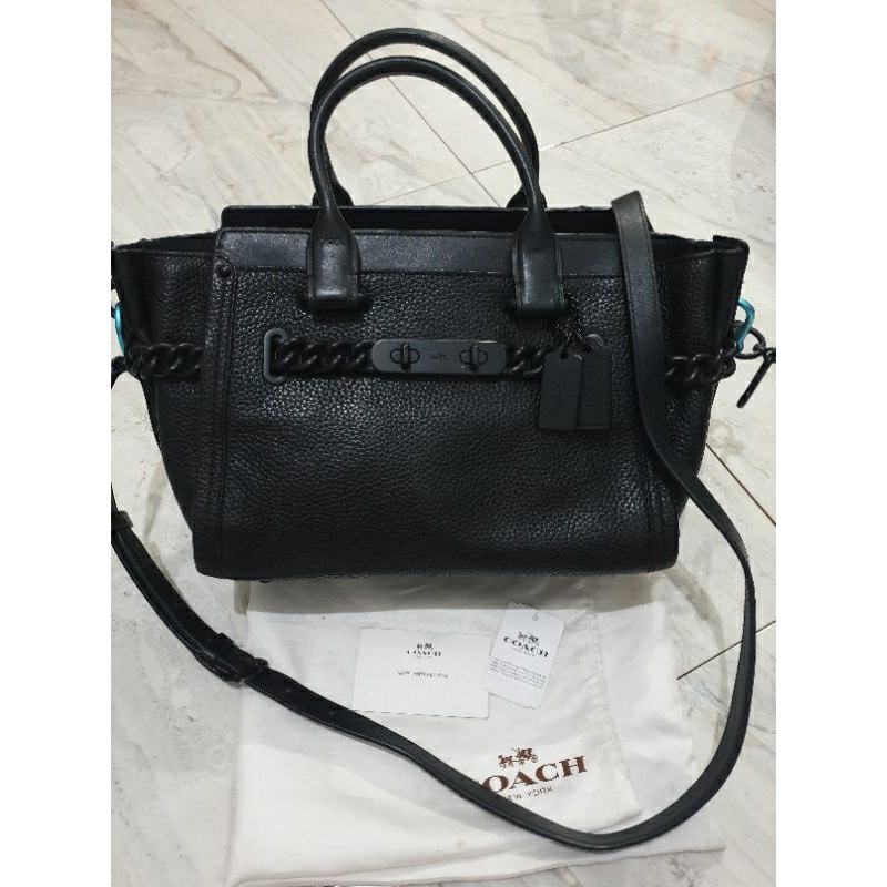 Coach Swagger Black 27 preloved