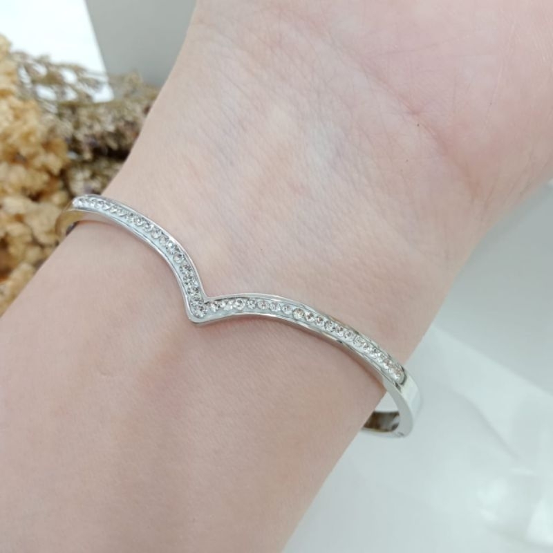 gelang bangle titanium fashion oval fuji mata putih