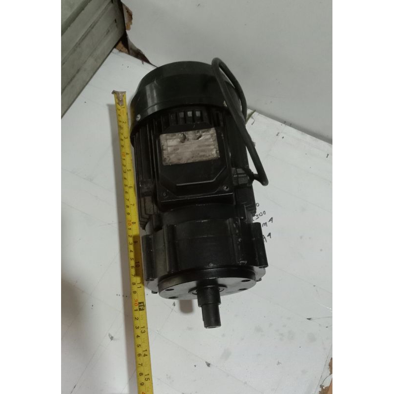 Ac Motor Gearbok 230V 1Phase Ratio 1 : 3 1HP