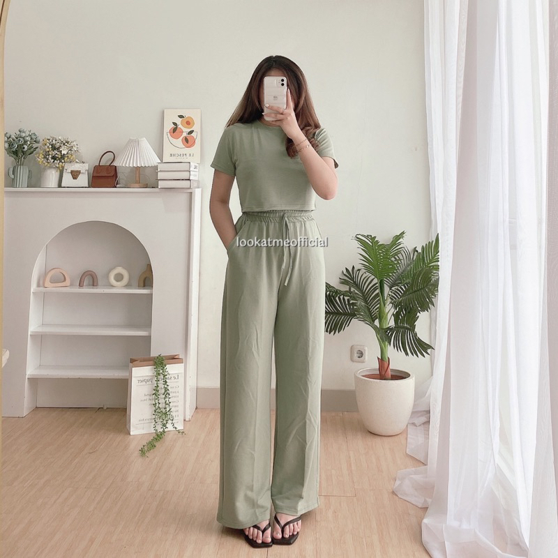 Lookatmeofficial • Ivy Set - Croptop + Pants Setelan Wanita Atasan dan Kulot Premium