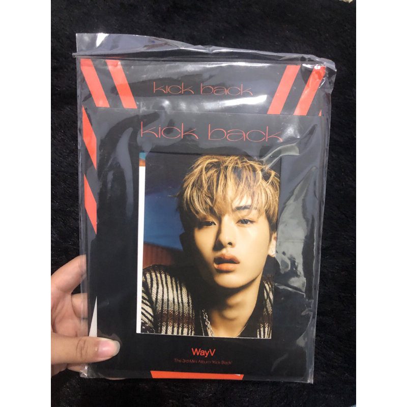 AR Photocard + Photo Frame Set WINWIN WAYV KICK BACK