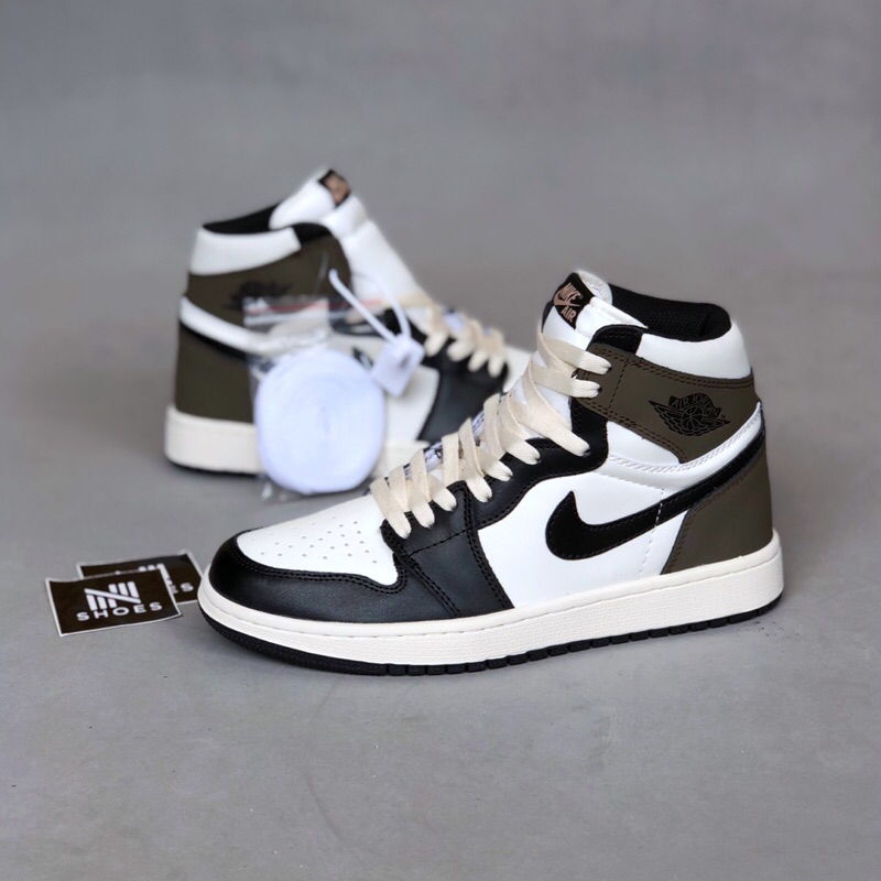 Sepatu Air Jordan 1 Retro High Dark Mocha