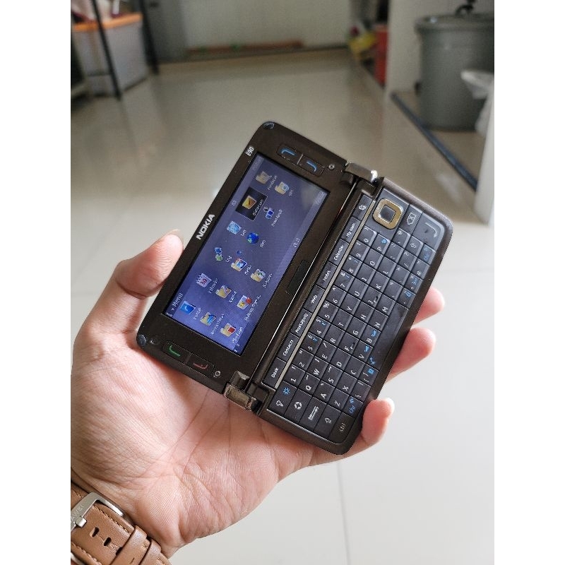 Nokia E90 Communicator original antik