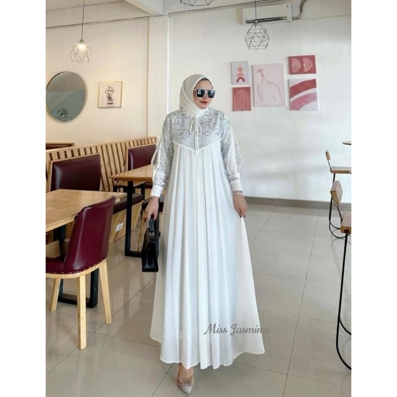 new Manohara dress by Miss jasmine