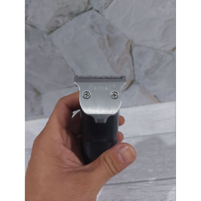 Alat Cukur Rambut Cas Hair Trimmer Clipper Charge Kemei KM 3302 ORIGINAL