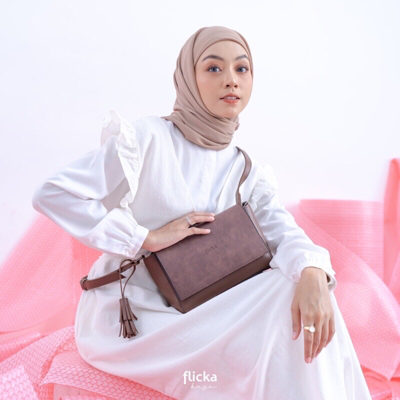Tas Wanita Sling Bag Flicka W 282