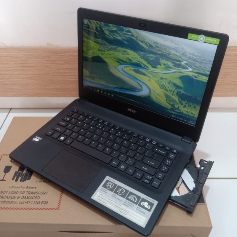 Laptop Acer ES1-420  AMD E1 - 2500 Ram 4Gb/ HDD 500GB  Vga AMD Radeon Hd 8240 Layar 14inch