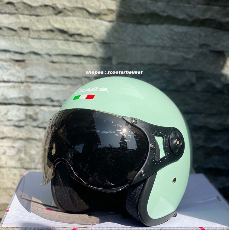 helm vespa green relax bendera italy murah