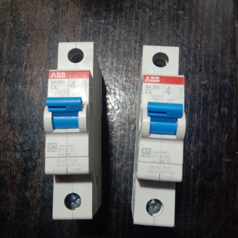 MCB ABB Original PLN  4 ampere CL4 Pin Biru 1 phase