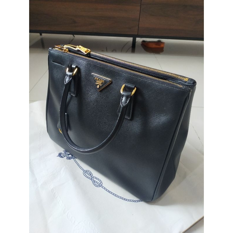 Tas Wanita Prada Salfano