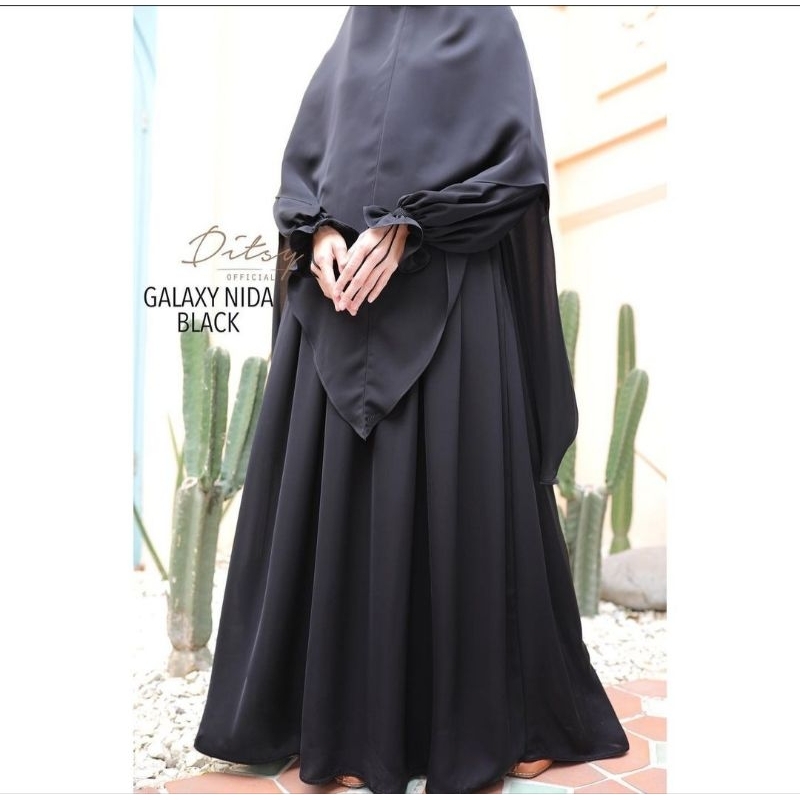 ditsy lyssia galaxy nidah