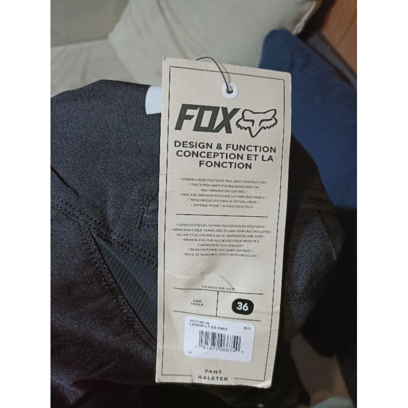 CELANA TRAIL FOX TAG BARU