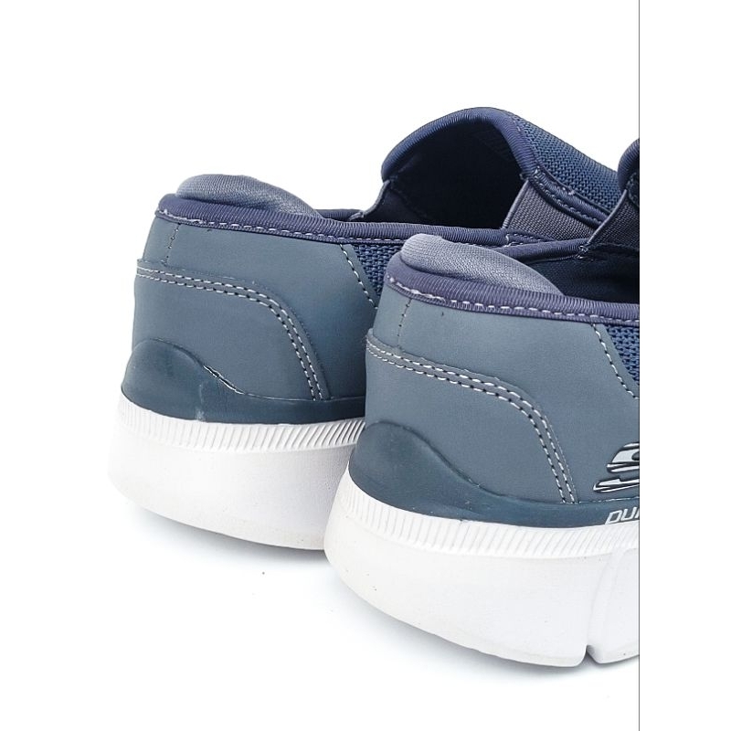 Skechers Pria Slip On Equalizer 3.0 Sumnin Sepatu Pria Slip On Casual Sneakers Hitam Polos