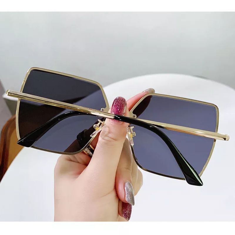 Kacamata Hitam Terbaru Wanita Titanium Style Import Woman Sunglasses Anti Radiasi UV