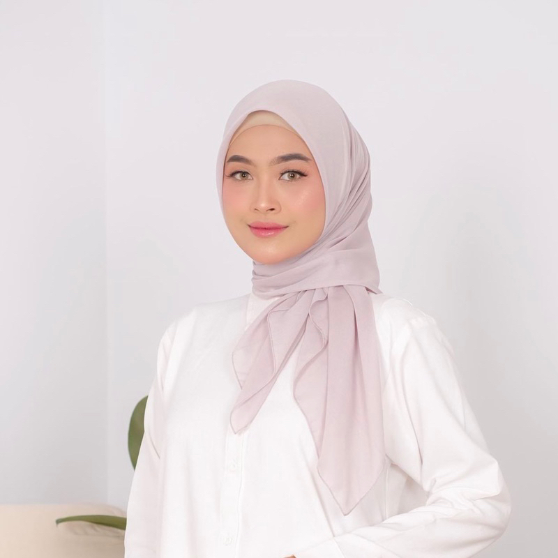 ANDEA SCARF / ULTRAFINE PARIS / HIJAB SEGI EMPAT PARIS PREMIUM / HIJAB PARIS PREMIUM / JILBAB SEGI E